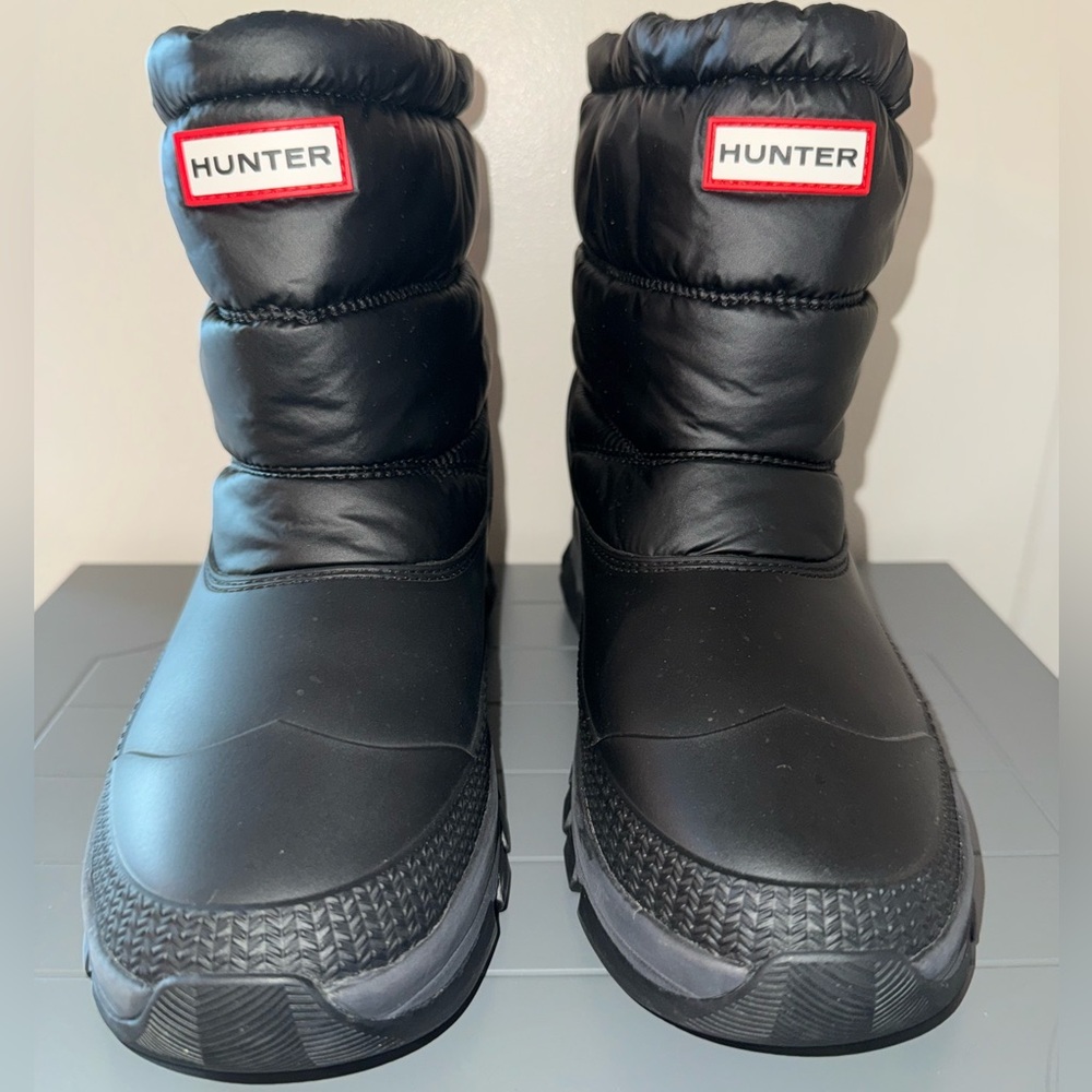 Hunter Black Puffer Snow Boots